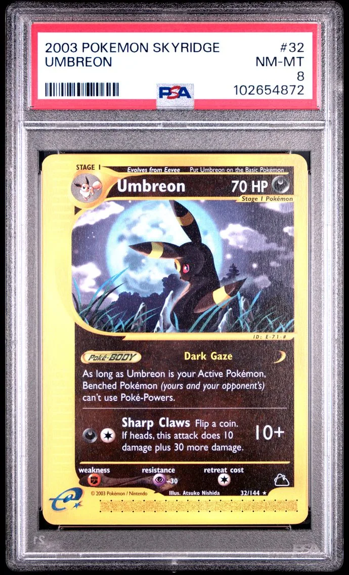 2003 #32 Umbreon PSA 8 Skyridge Pokemon