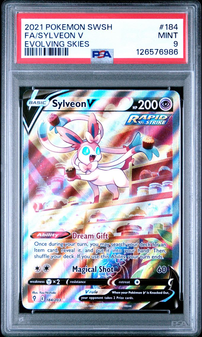 2021 #184 Full Art/Sylveon V PSA 9 Sword & Shield Evolving Skies